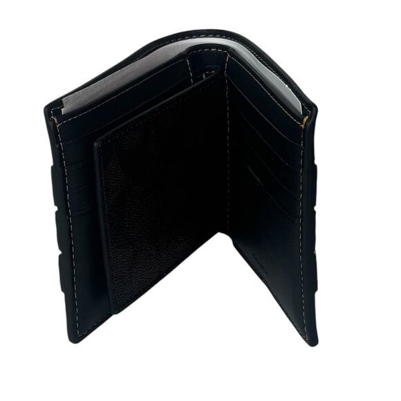 Coach Wallet In Signature Canvas With Varsity Stripe - Picture 9 of 9